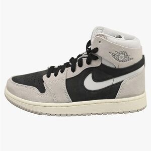 Nike air Jordan high top shoes size 7